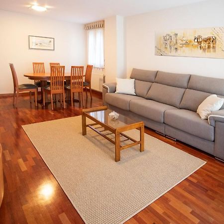 Llanes Deluxe Apartment Luaran gambar